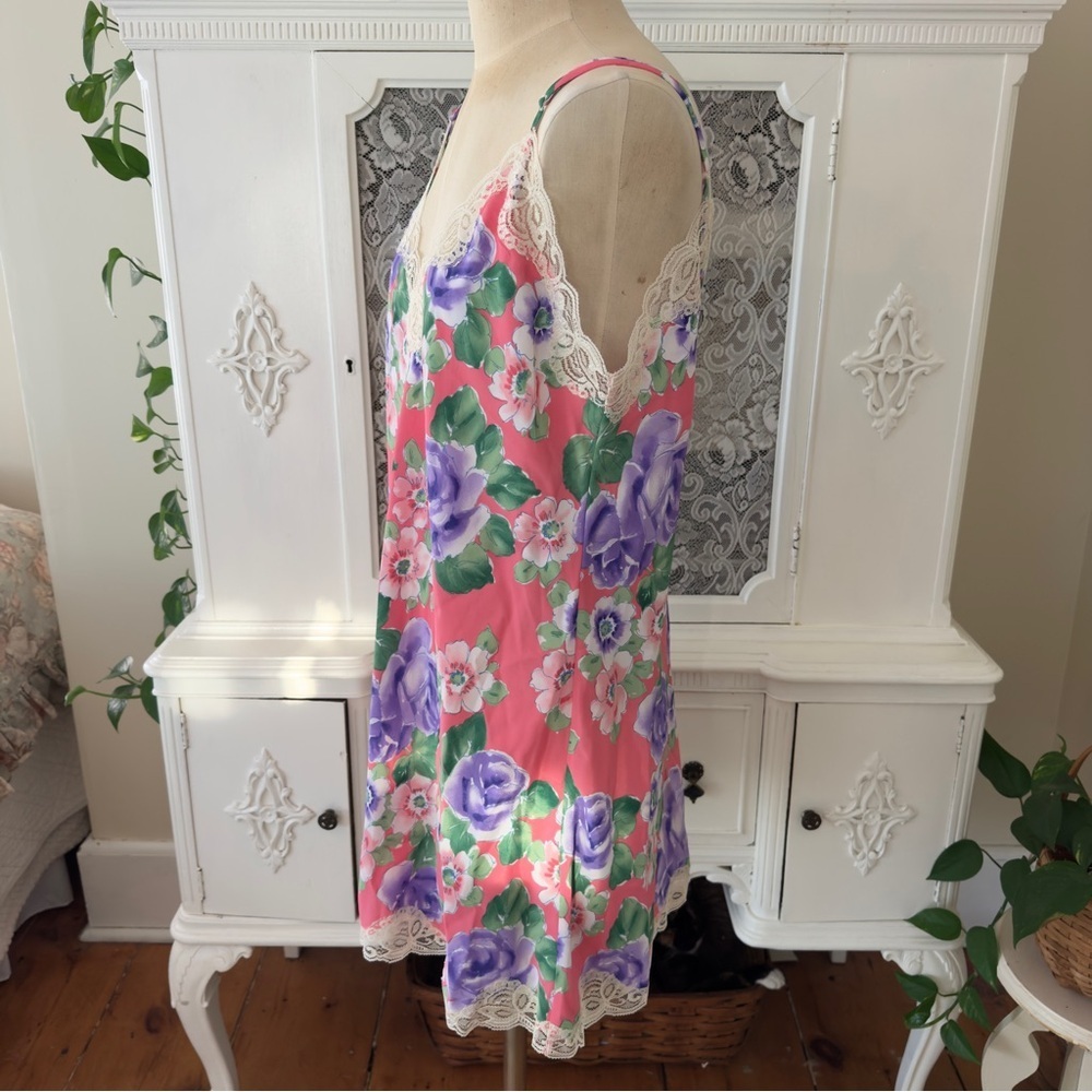 Vintage NWT 80’s 90’s Gold Label 
Victoria’s Secret Floral Lace Peignoir Set - Picture 9 of 13